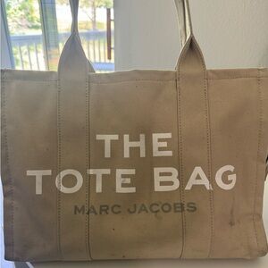 Marc Jacob’s tote bag